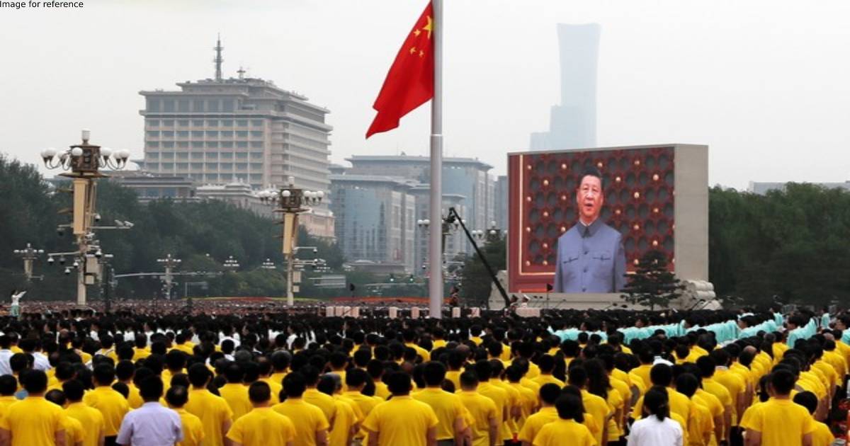 Xi alone stands atop the CCP